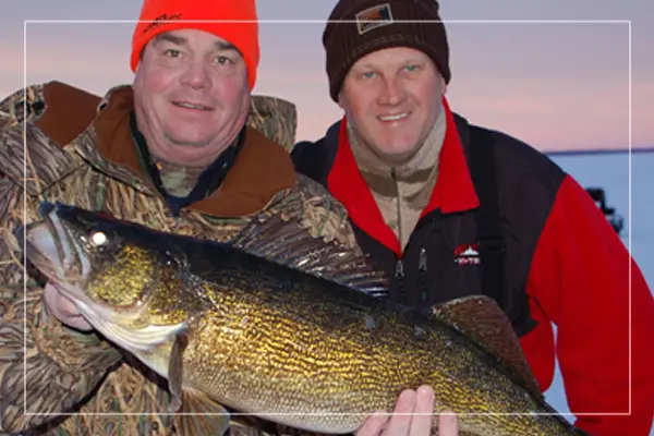 green bay fishing guide bret alexander with fish