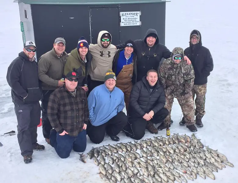 amazing ice fishing sturgeon bay
