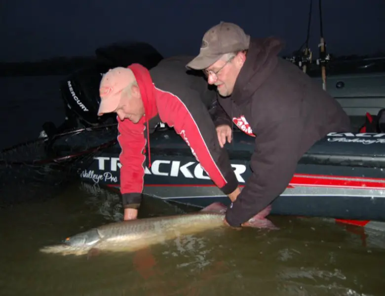 muskie fishing on green bay bret alexander