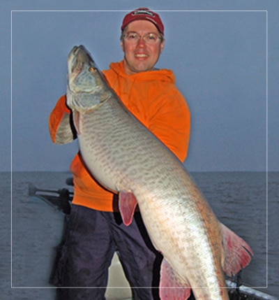 steve ryan moster musky with green bay fishing guide bret alexander