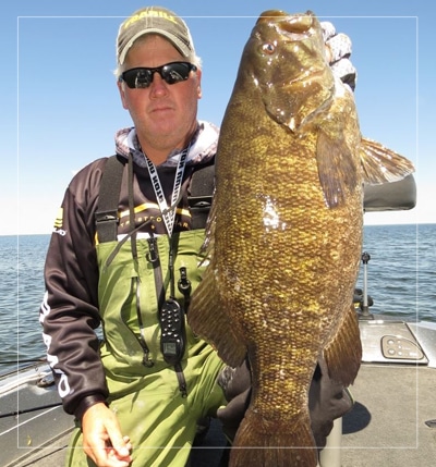 bret alexander fishing guide in green bay wi